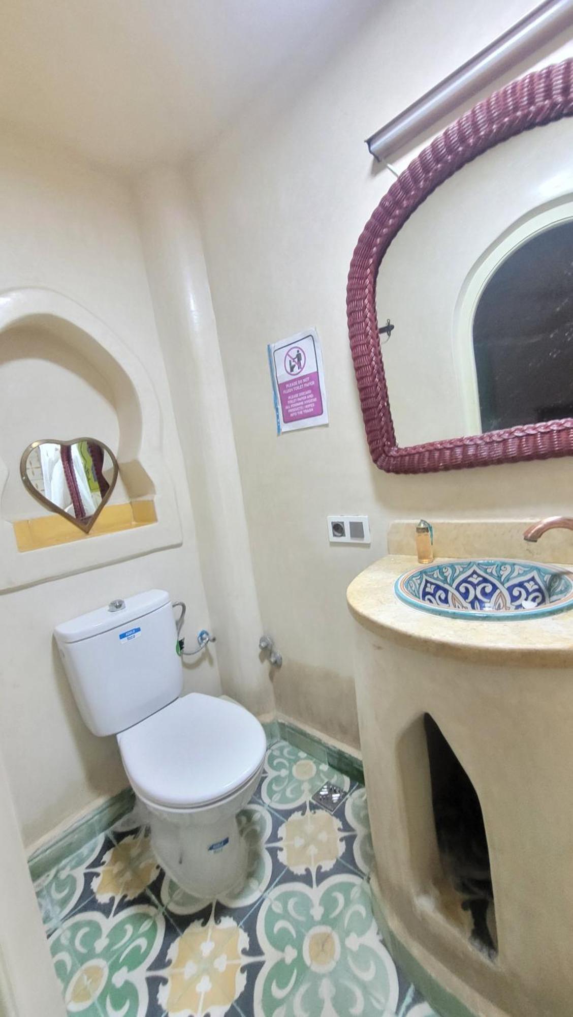 Honey Suckle Hotel Chefchaouen Exterior photo